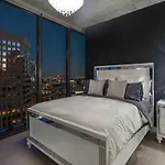 Urban Downtown La Floor To Ceiling Penthouse